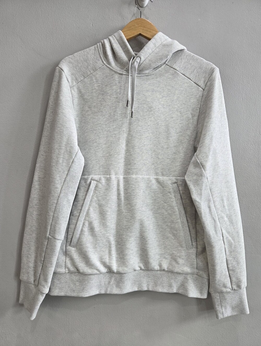 Lululemon Heathered White Pullover Hoodie Zip Pockets Performance Men's Medium